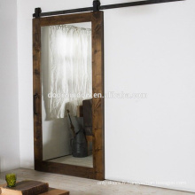 Portes coulissantes de miroir de cadre en bois